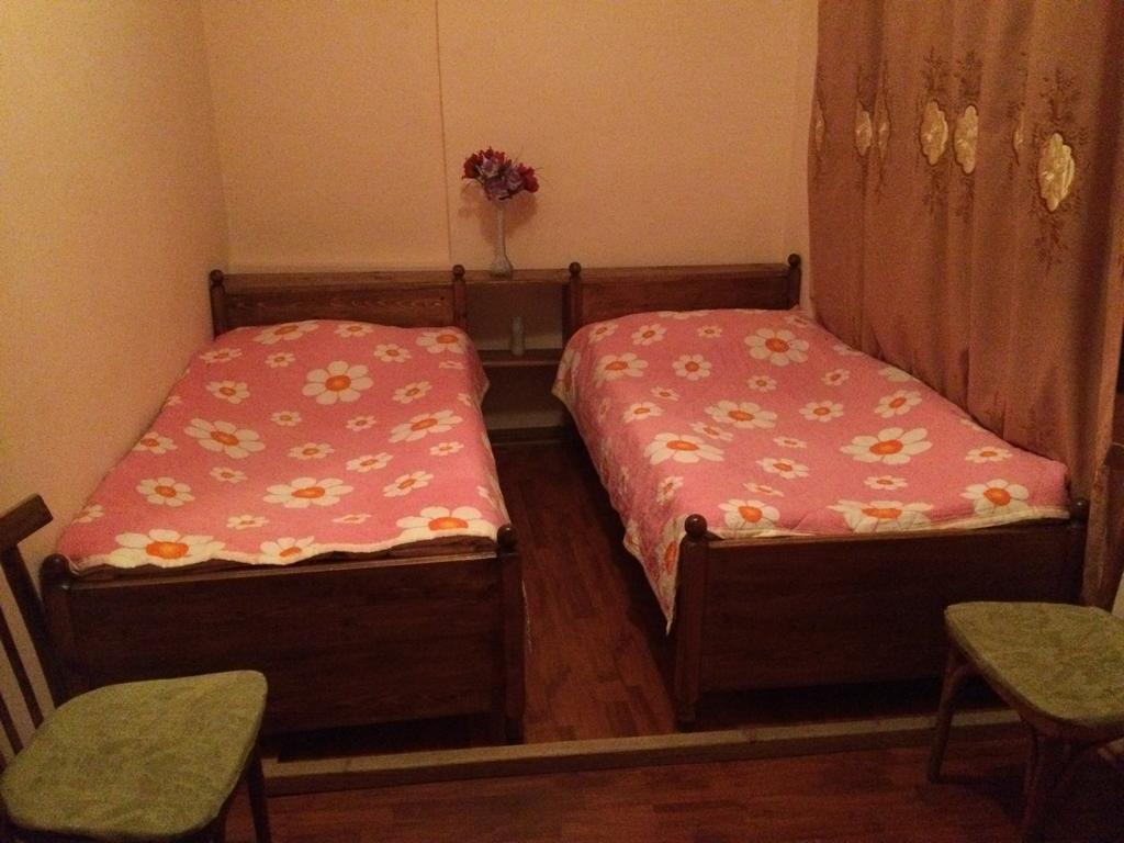 Beso Guledani Guesthouse Местия Экстерьер фото